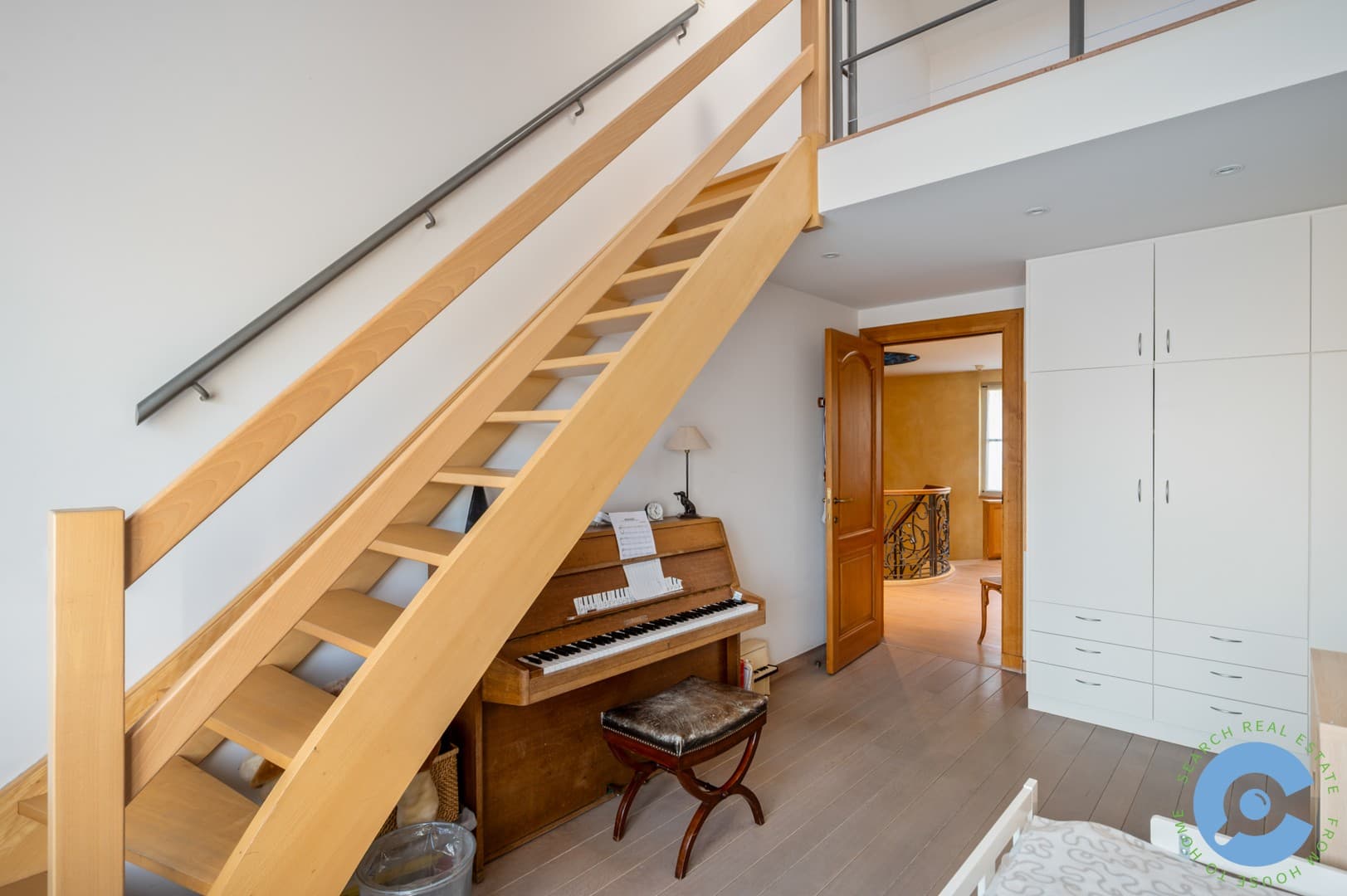 Exclusieve villa met parktuin en zwembad 33