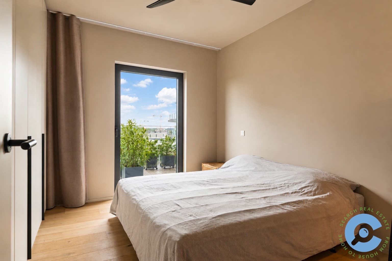 Energiezuinig 2 slaapkamer appartement met terras. 10