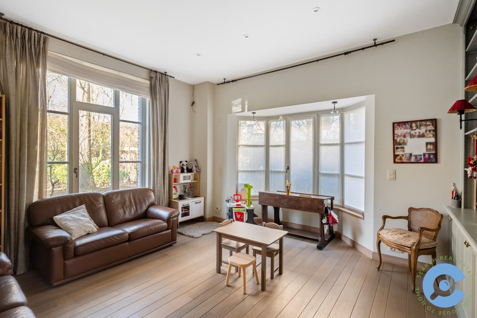 Exclusieve villa met parktuin en zwembad 3