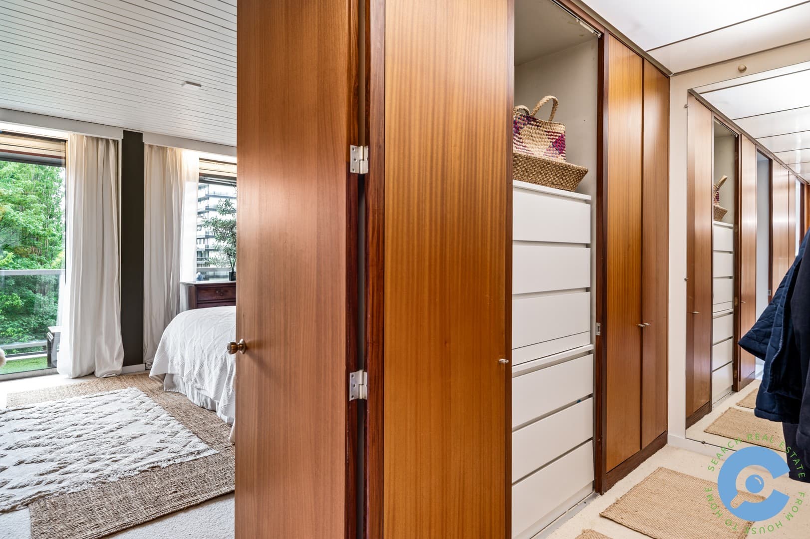 Ruim appartement met 2 slaapkamers en 2 terrassen! 11