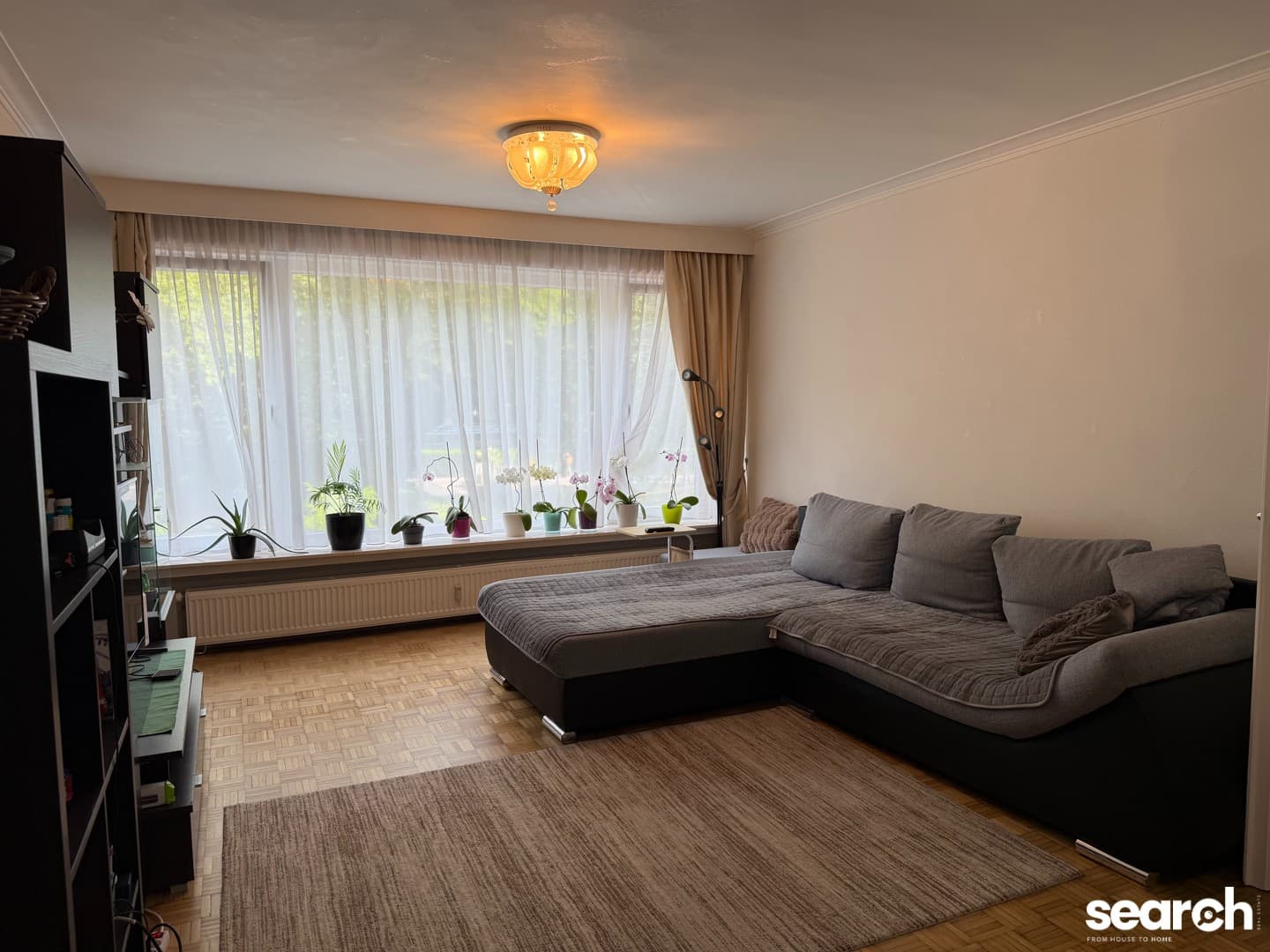 Ruim appartement met 2 slaapkamers en terras! 4