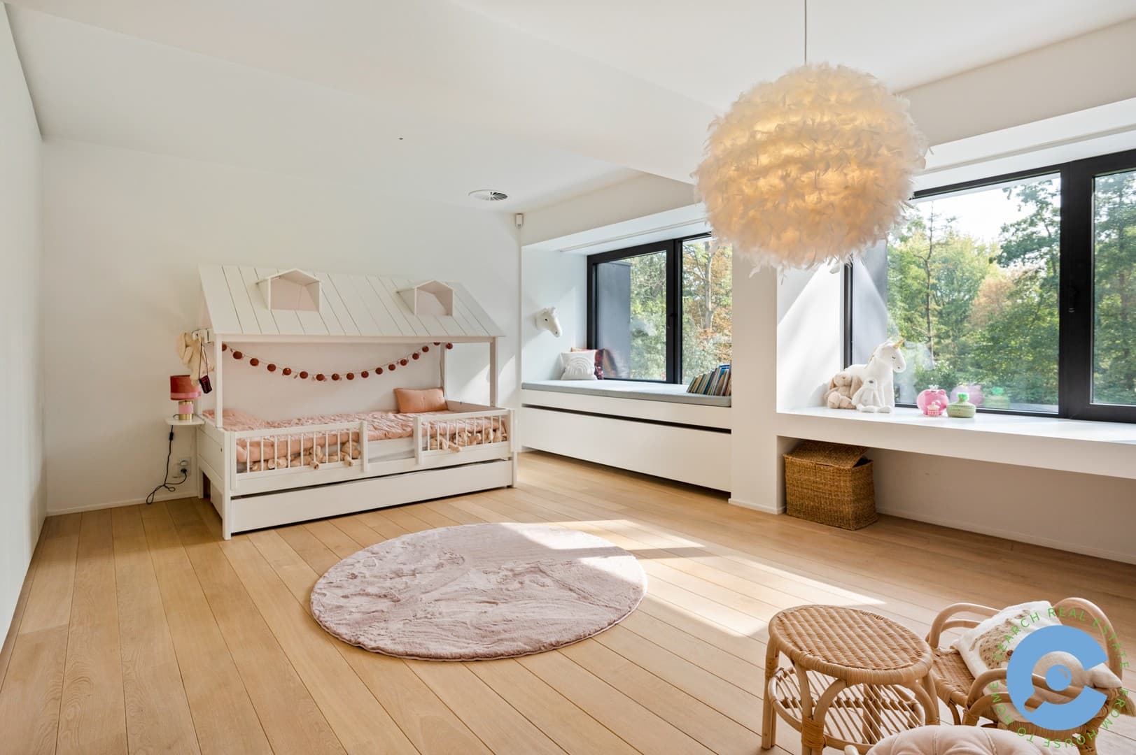 Prestigieuze villa met zwembad op toplocatie! 23